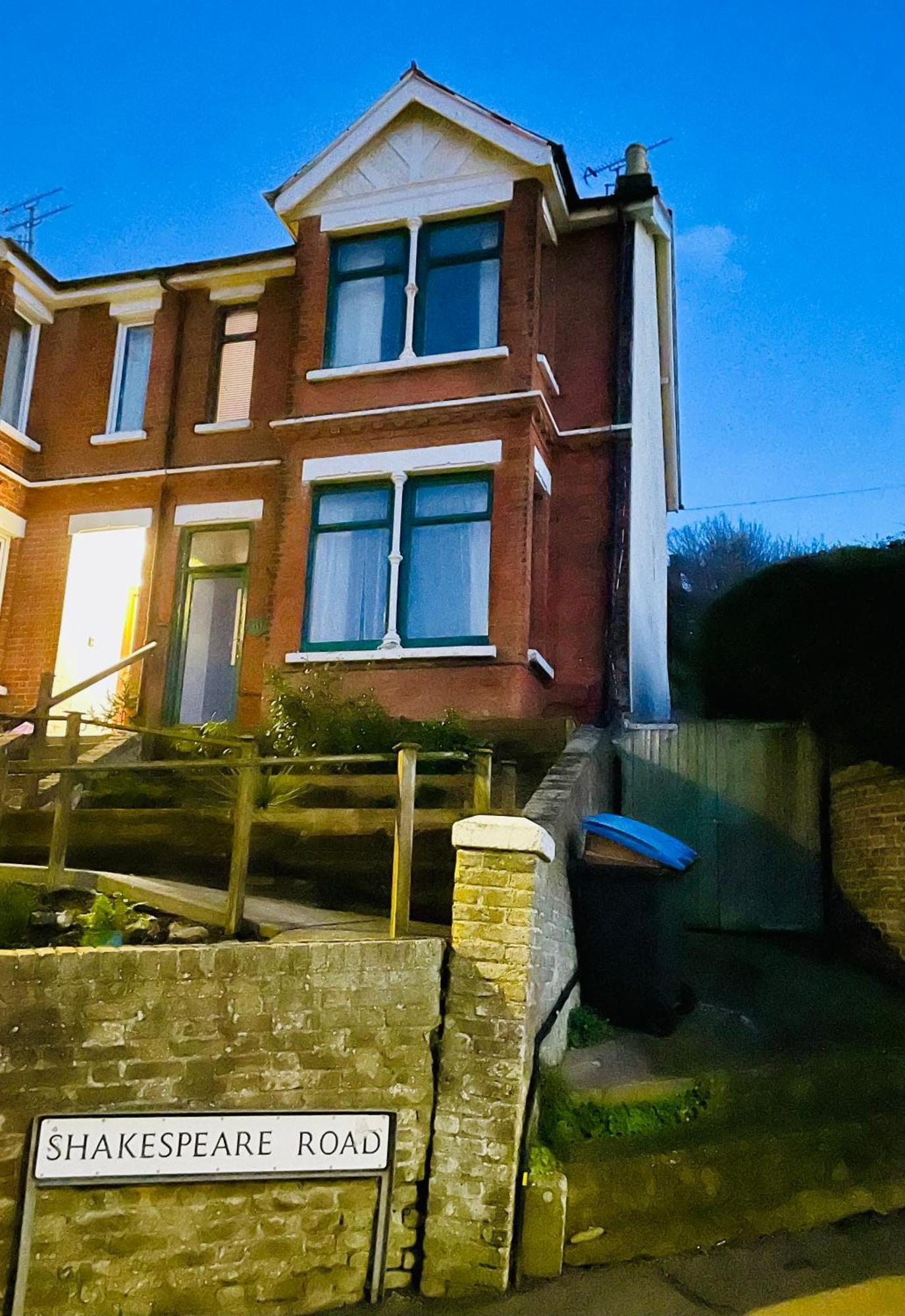 Dovorian Guest House Dover Exterior photo